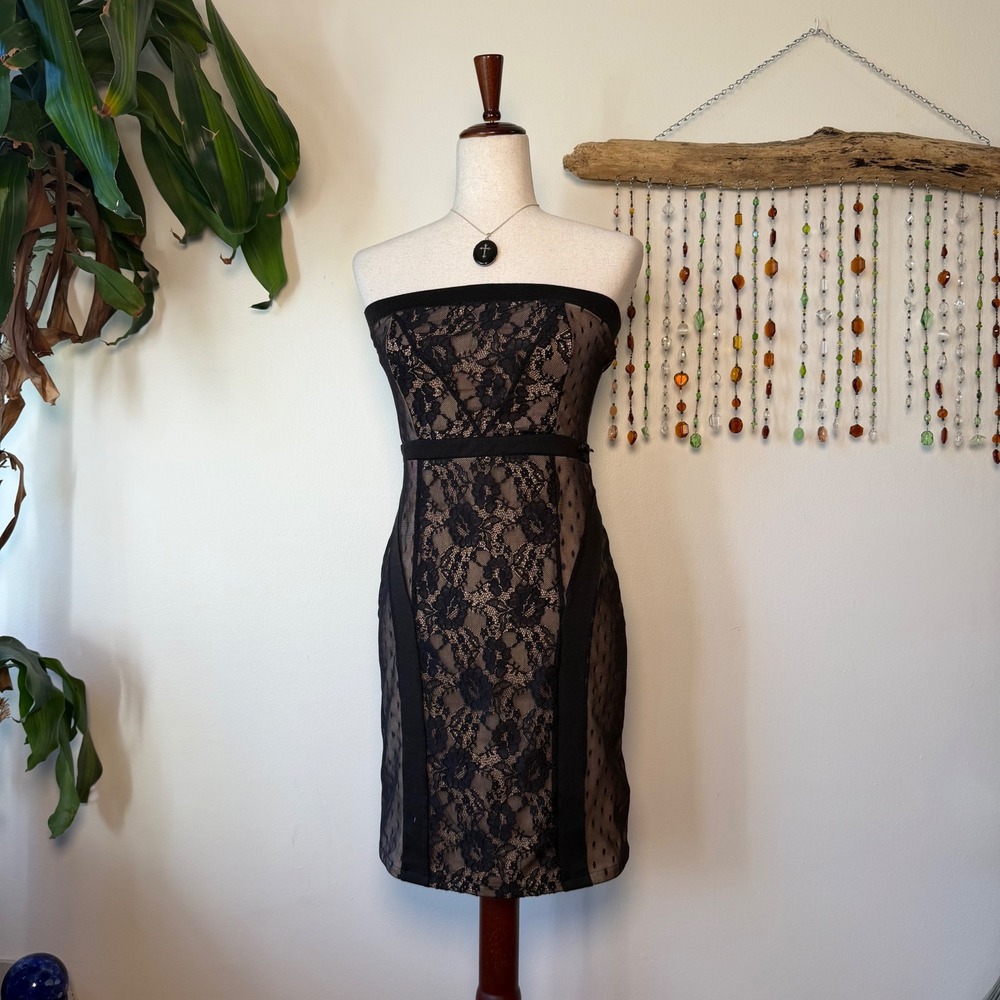 Guess Black Lace Strapless Mini Dress Y2K 2010s Formal Homecoming Bodycon Tuscan